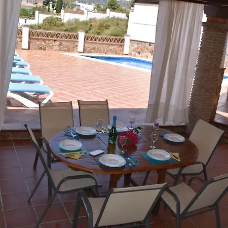 Vakantiehuis Pelae